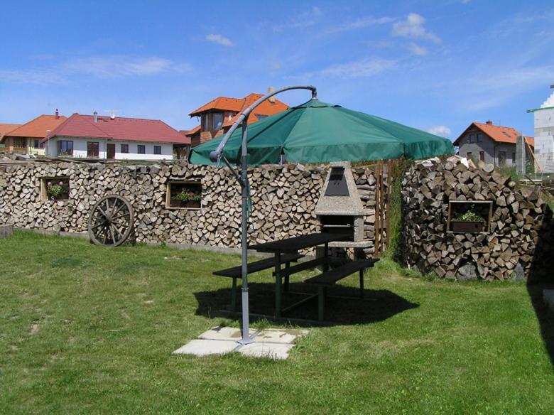 Apartmany Holiday Frymburk Exteriör bild